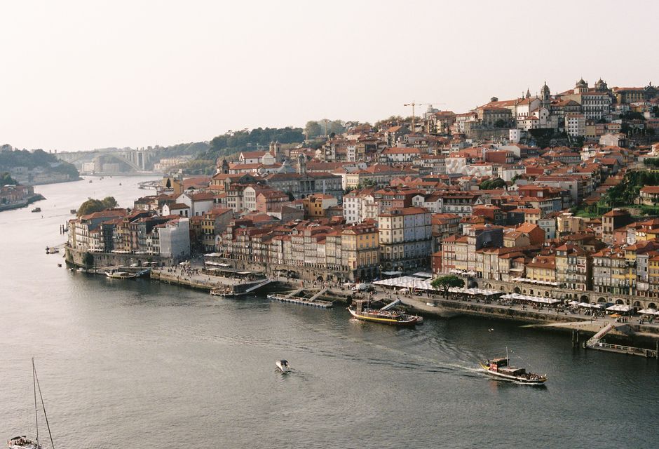 Porto erleben: Wein, Brücken & Atlantikbrise! - Image 3