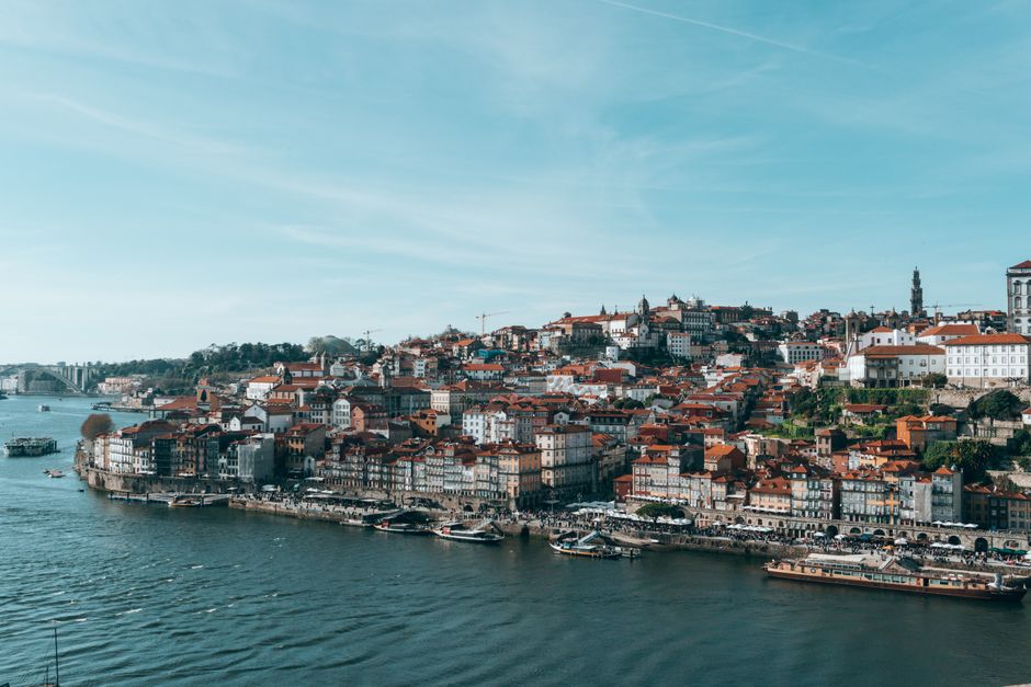 Porto erleben: Wein, Brücken & Atlantikbrise! - Image 2